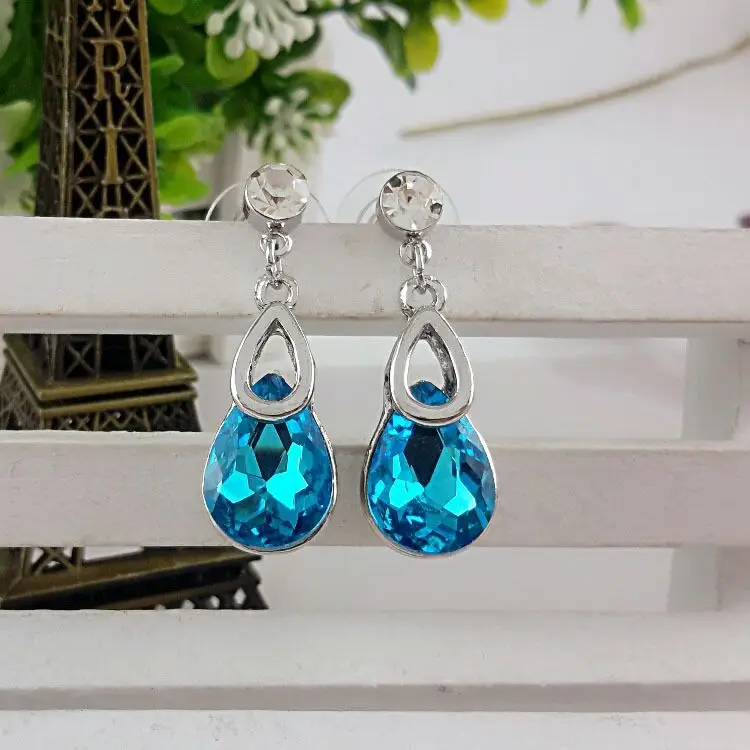 

QiLeSen Fine jewelry 925 sterling silver suitable for ladies wedding classic water drop blue earrings yw077