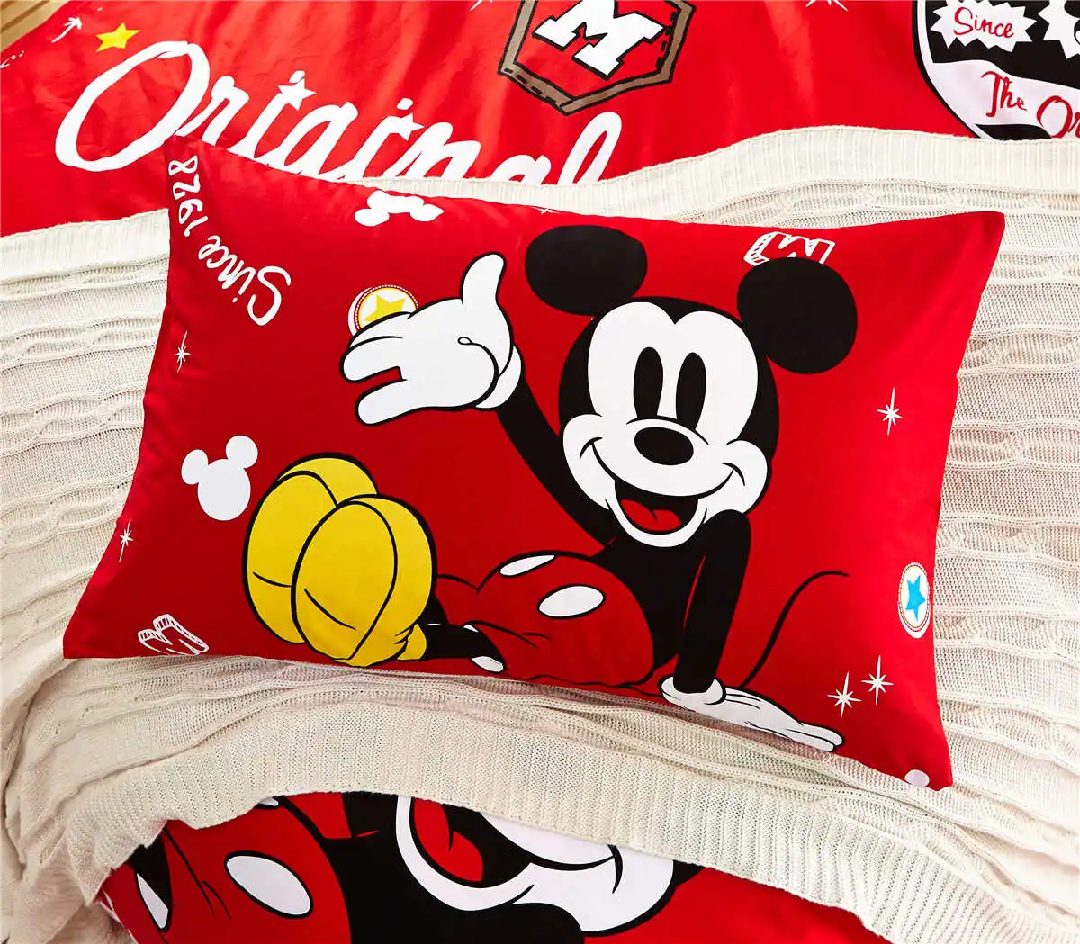 Наволочка Disney из 100% хлопка 1 шт. мультяшный красный Микки и Минни домашний