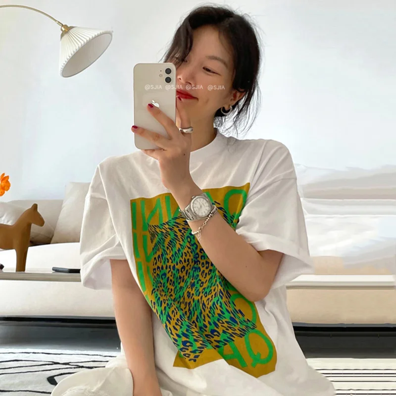 Летняя Повседневная Свободная футболка с круглым вырезом и абстрактным принтом