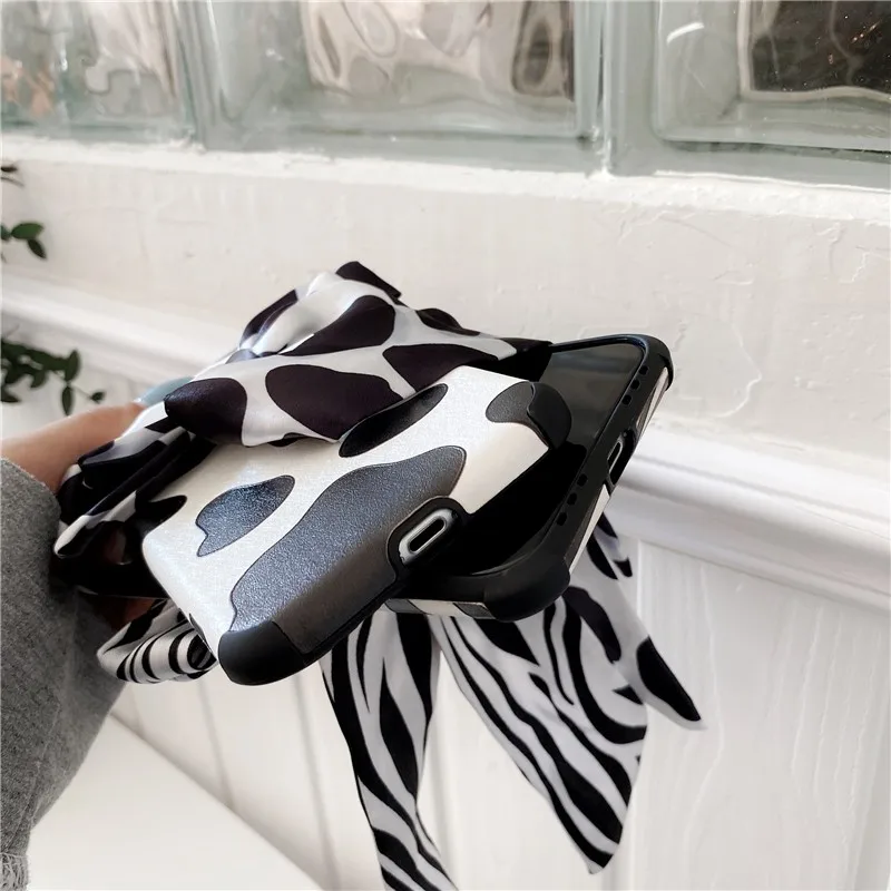 

Cute Zebra Cow Pattern Bow girl soft Case For iPhone 11 12 Pro Max mini 7 8 Plus XR X XS MAX SE 2 silicone phone cover fundas