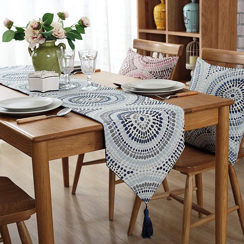 Настольная дорожка смесовая ткань на основе хлопка жаккард нордическая