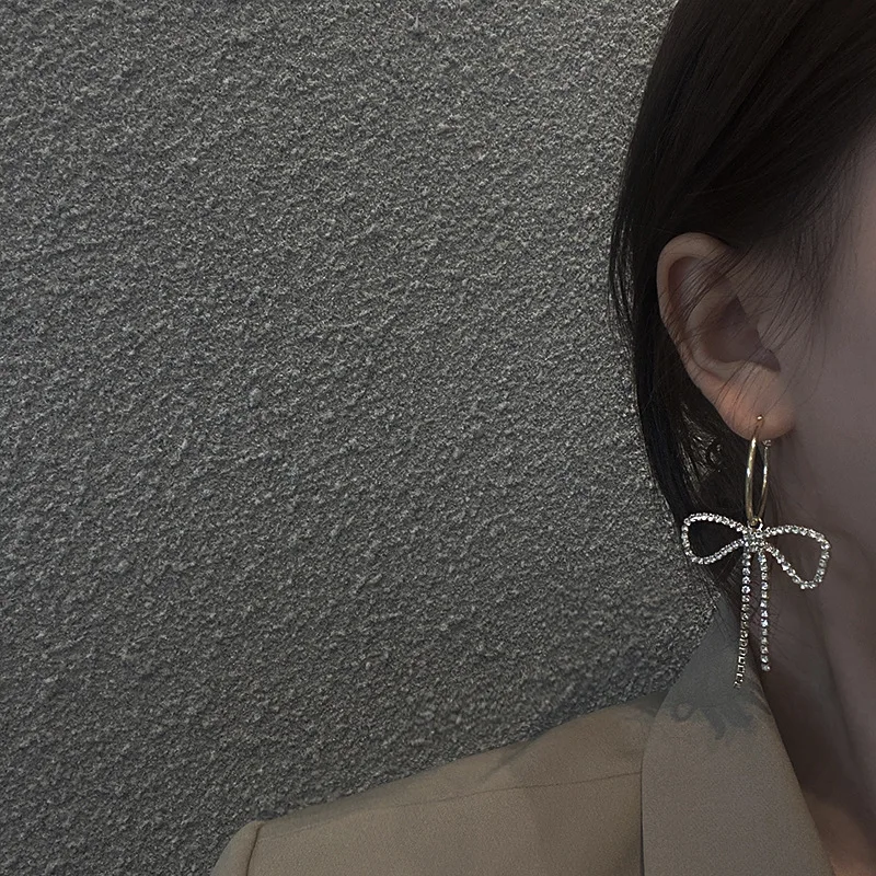 

Серебряная игла S925, высококачественный лук с бриллиантами, огромная искусственная Изысканная бижутерия
