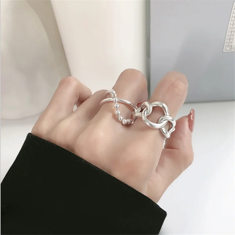 

Ring Women's Beads with Irregular Lines Rings Fashion Simple Hollow Circle Chains Men's Women's Holiday Gifts Party Jewelry Whol