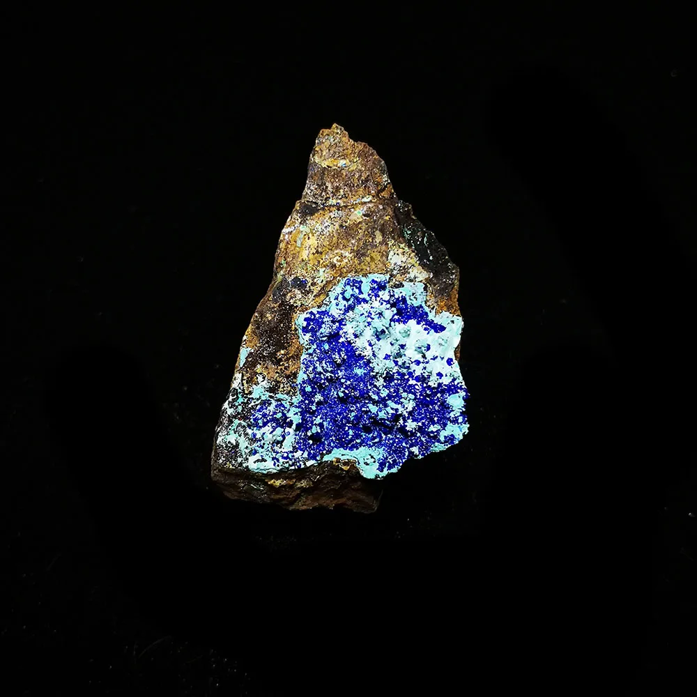 

26g A2-5GY Natural Stone Gibbsite and Azurite Mineral Crystal Specimen Home Decoration From Yunnan Province China