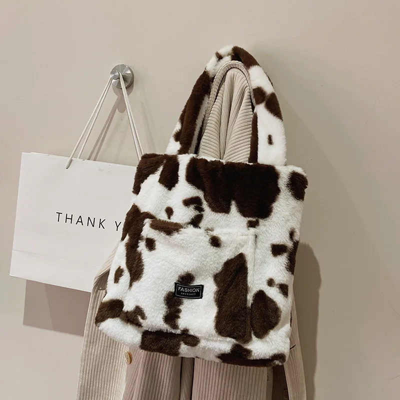 

Plush Bag Fashion Handbag for Women Large Capacity Single Shoulder Messenger Bag Ladies Faux Fur Bag Winter Tote Bag