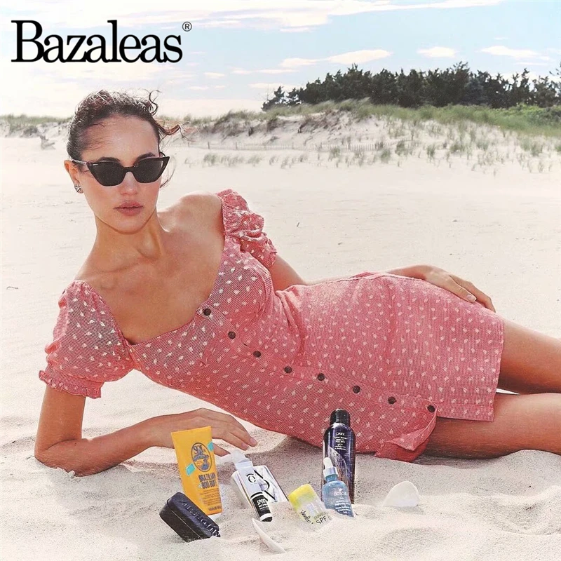 Женское платье с короткими рукавами Bazaleas розовое мини на пуговицах квадратным