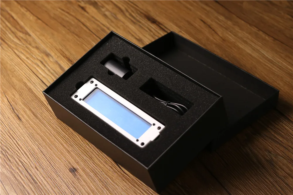 

Elekstube Eleks VFD clock, creative retro electronic clock with fluorescent tube, showing time and date. Nixie CLock