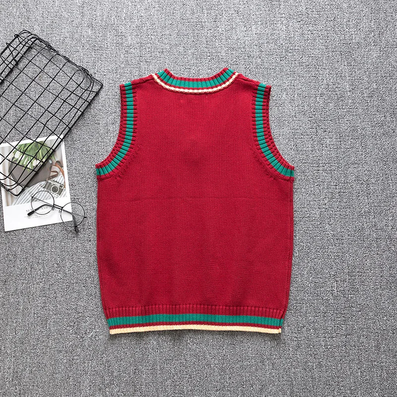 

2019 Japanese Jk Sweater Knitwear Women's Cute Knitted Vest Cotton School Girls Uniform Jk Sweet Sleeveless Sweater New Year