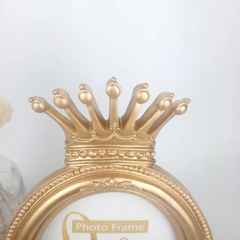 Оптовая продажа Скандинавская Золотая фоторамка в виде короны аксессуары для