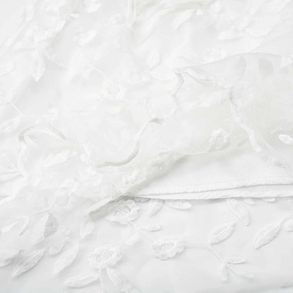 

Lace Embroidery Sling Mini Dress Women Deep V-neck Backless Sexy Dresses Female Summer Casual Beach Vestidos 2021