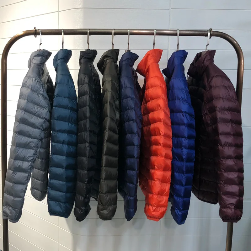 Мужской пуховик с воротником-стойкой на 90% утином пуху | Мужская одежда