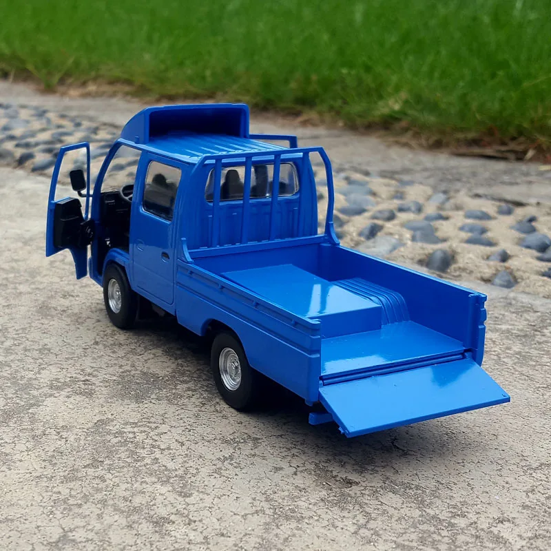 Пикап ISUZU NHR в масштабе 1:32 игрушечный автомобиль модель литых под давлением