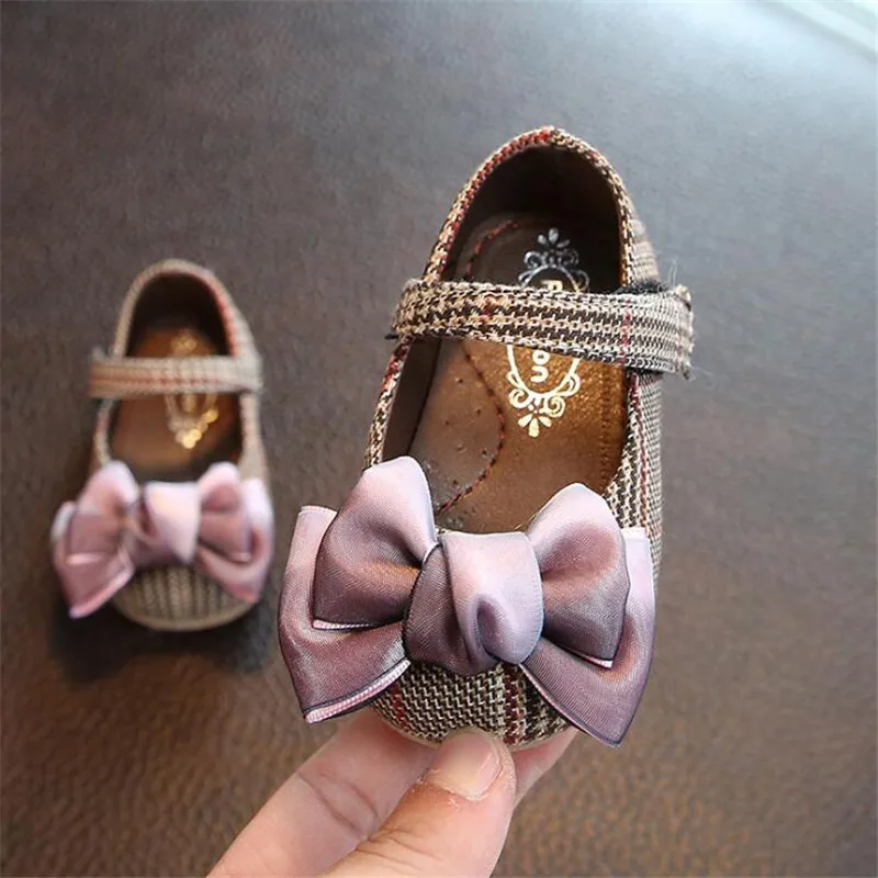 Weoneit обувь для маленьких девочек из искусственной кожи 2 цвета нескользящая