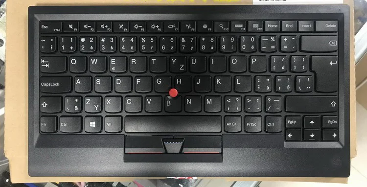 Беспроводная Bluetooth клавиатура для планшетных ПК с USB зарядкой Трекпойнт ThinkPad 0B47189