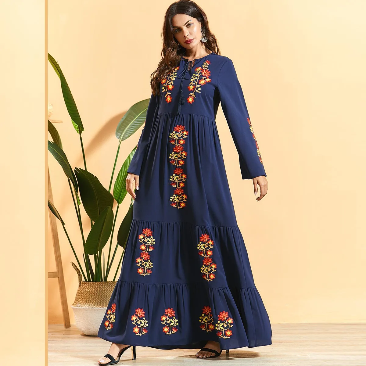 

Muslim dress Blue women's floral embroidery multi-layer pleated bohemian long-sleeve casual loose long skirt Abaya Dubai Dresses