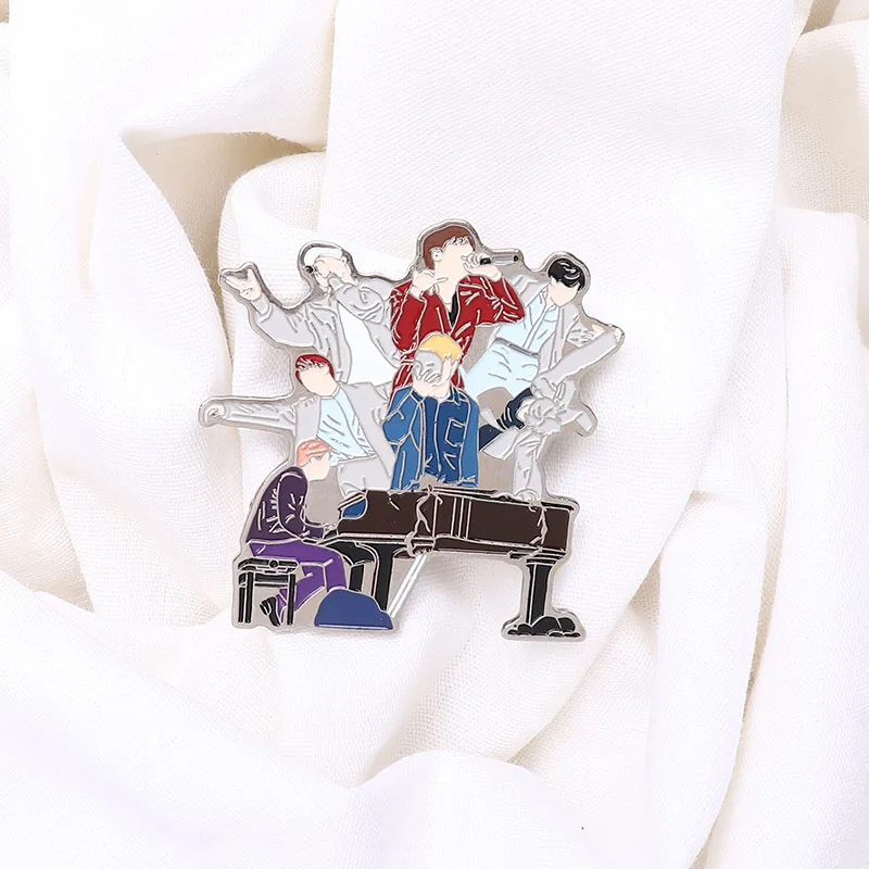 Love Yourself брошь блестящее сердце Металлическая Булавка Kpop Bangtan мальчики коллекция