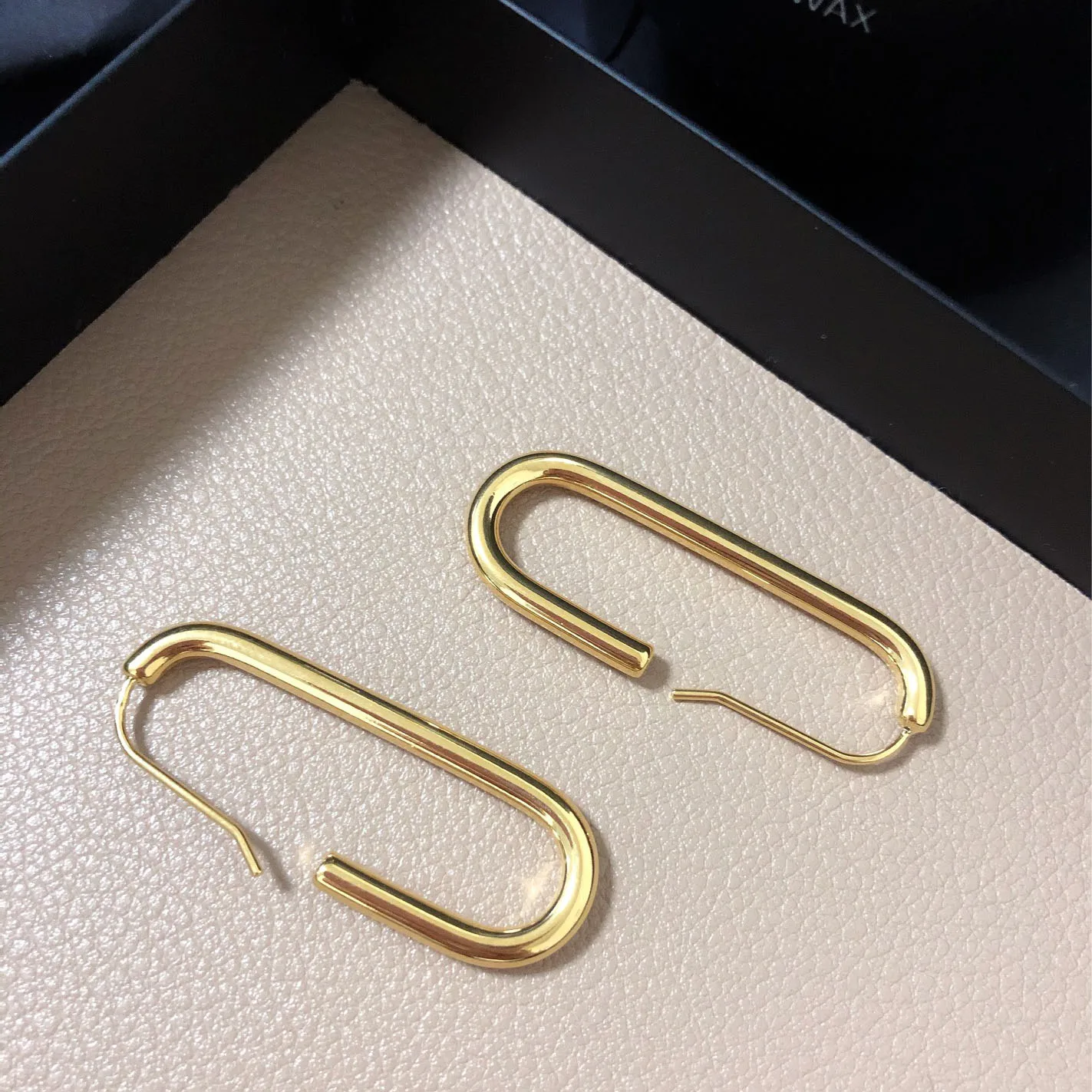 Роскошные брендовые дизайнерские геометрические овальные золотые серьги для - Фото №1