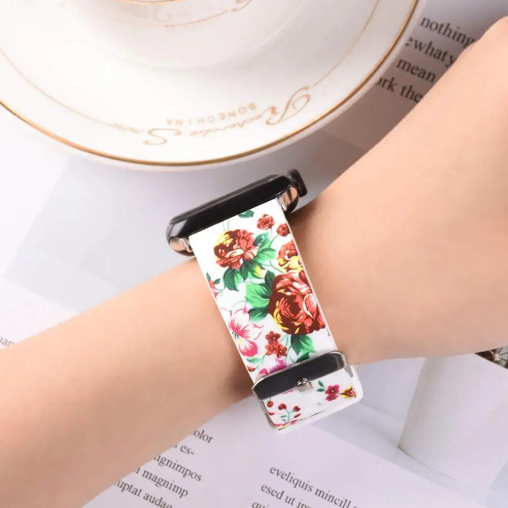 Цветочная повязка для Apple Watch 38/40/42/44 мм мягкий силиконовый спортивный браслет