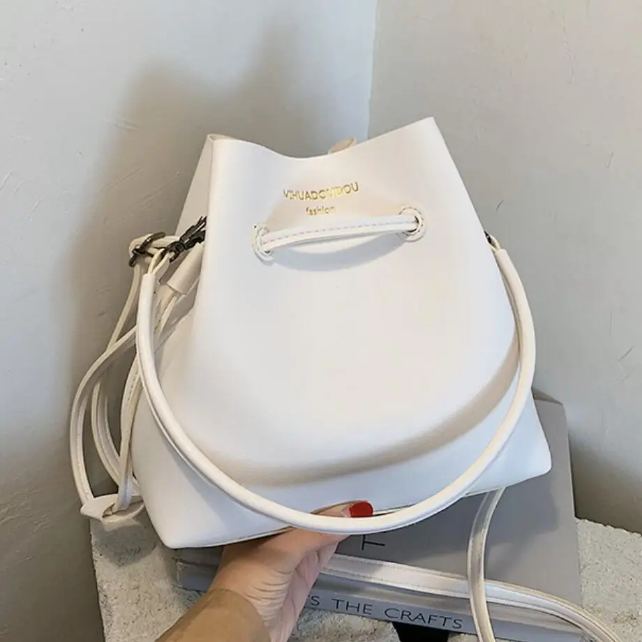 

Однотонная Сумка-тоут, новинка 2020, Высококачественная женская дизайнерская сумка из искусственной кожи, вместительные сумки на плечо, сумк...