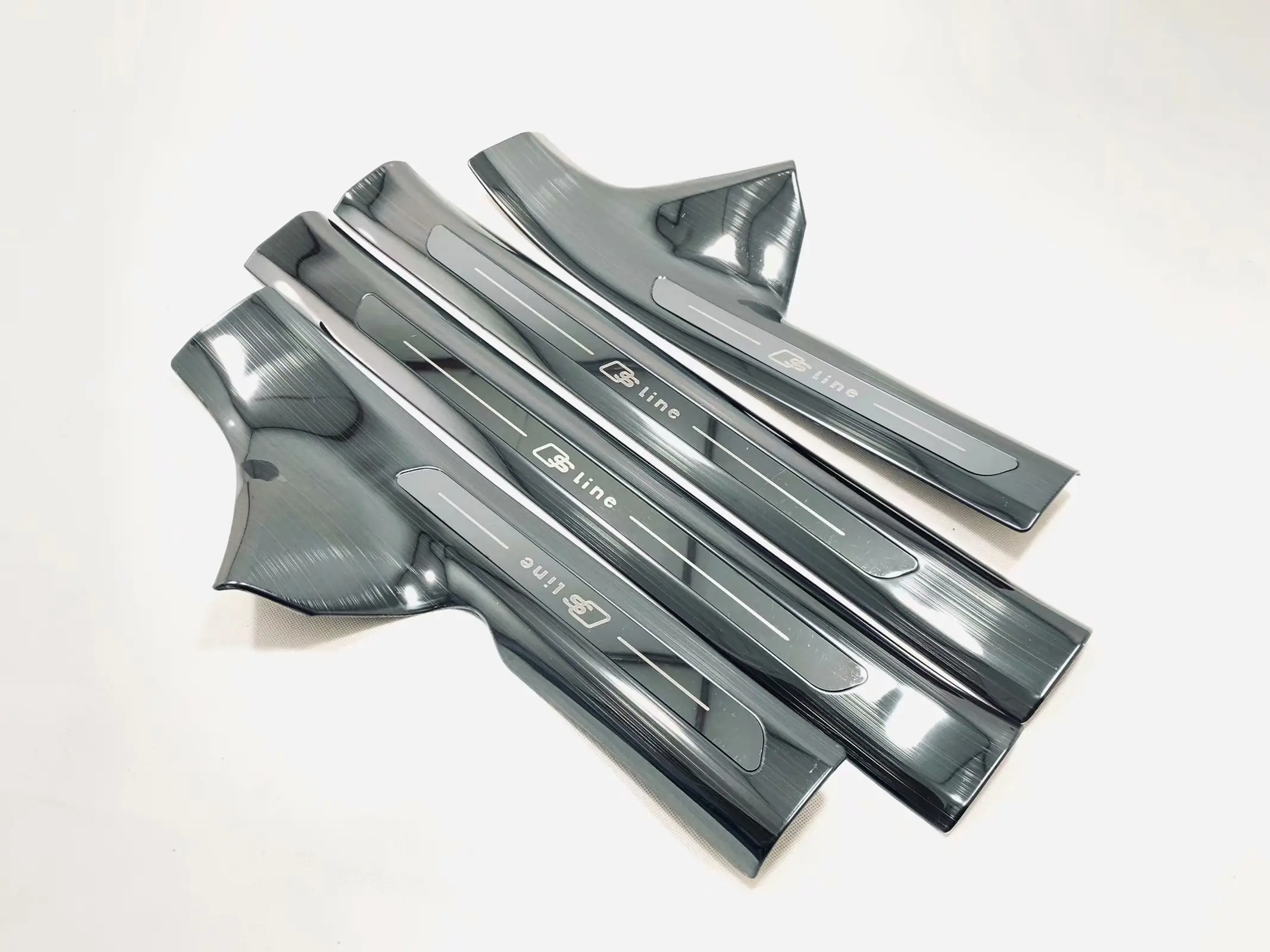

For Audi A6L 2019 Door Sill Scuff Plate Threshold Protective Trim Stainless Steel car accessories 4pcs/set