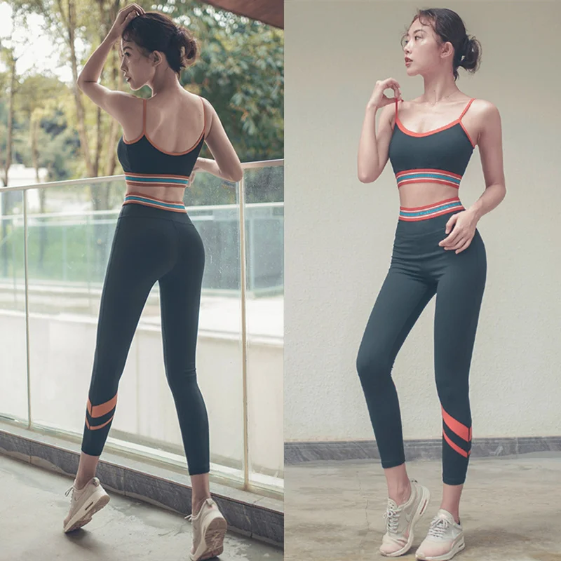 Комплект для йоги женская одежда фитнеса спортивная женщин спортзала в полоску