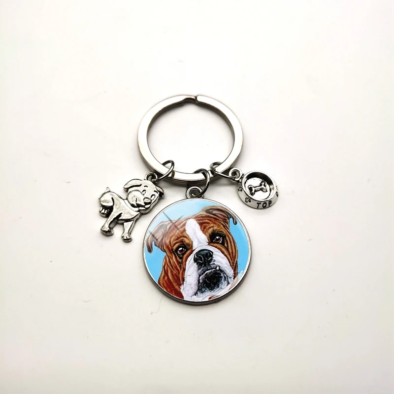 

Fashionable retro Bulldog Keychain women's British Bulldog keychain round handmade glass dome key case