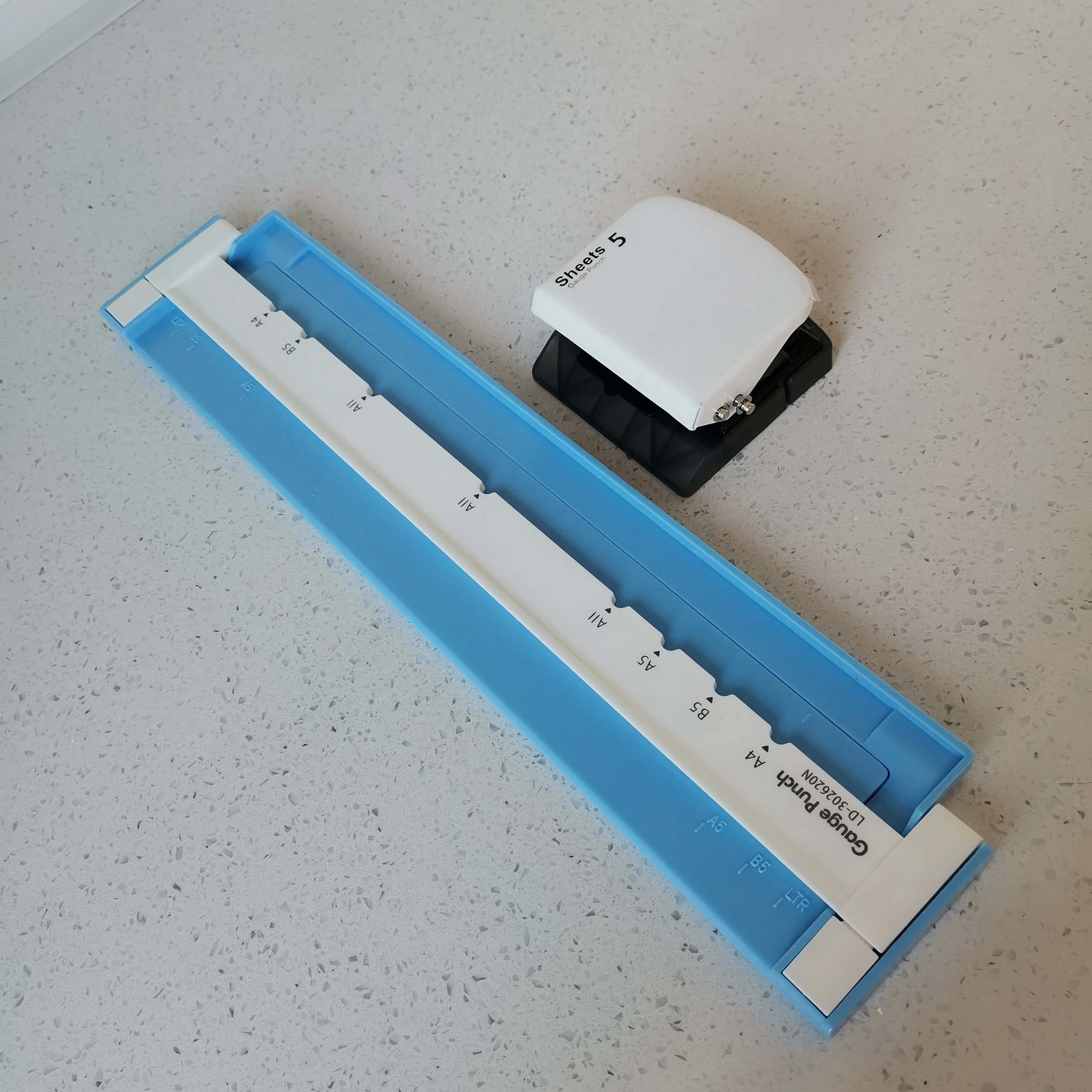 Многофункциональная перфорировальная машина A4 для бумаги с 30 отверстиями B5 26 A5 20