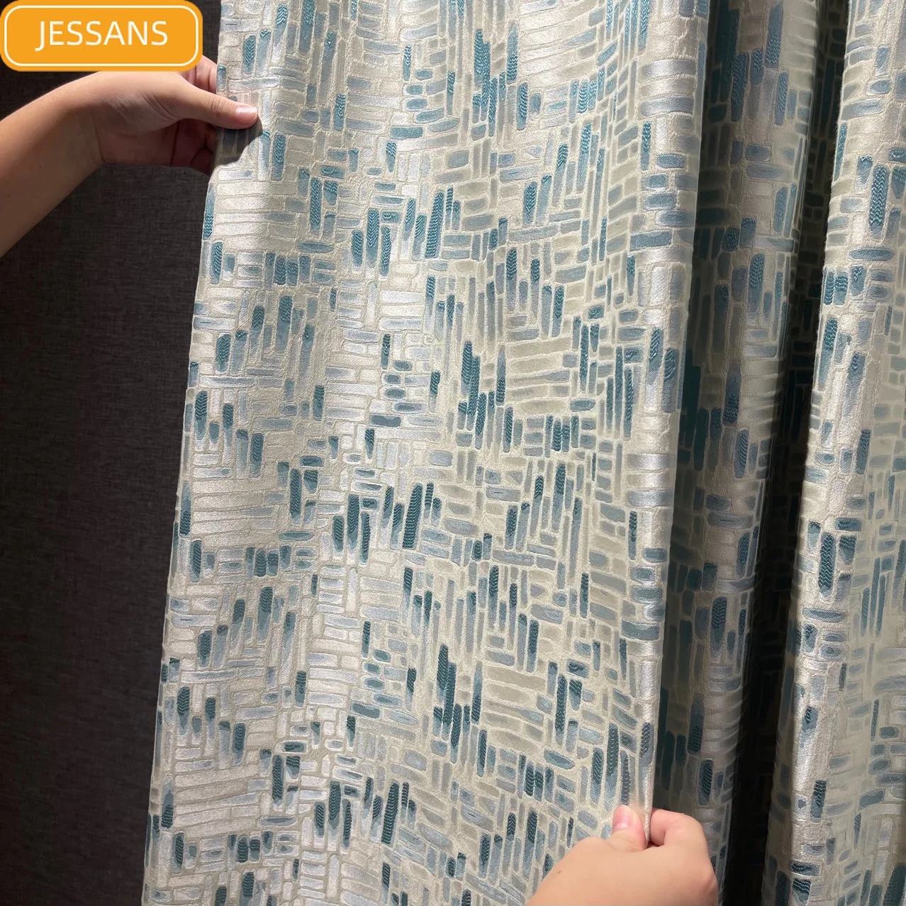 

European-style High-end Jacquard Silk Pattern Blackout Curtains for Living Room and Bedroom Finished Products Customization