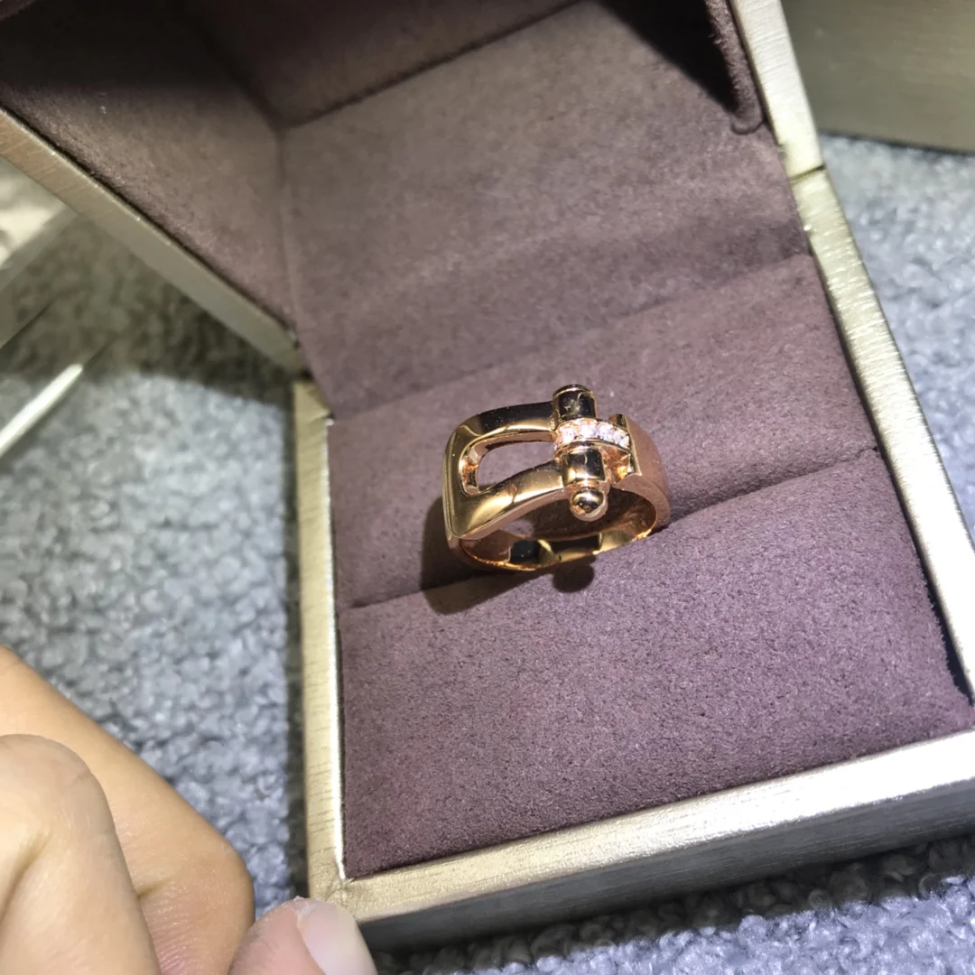 

Gorgeous Luxury Brand Glossy Alloy Ring With Diamonds; Dance Music Shooting Free Shipping Wholesale For Women And Men Rings