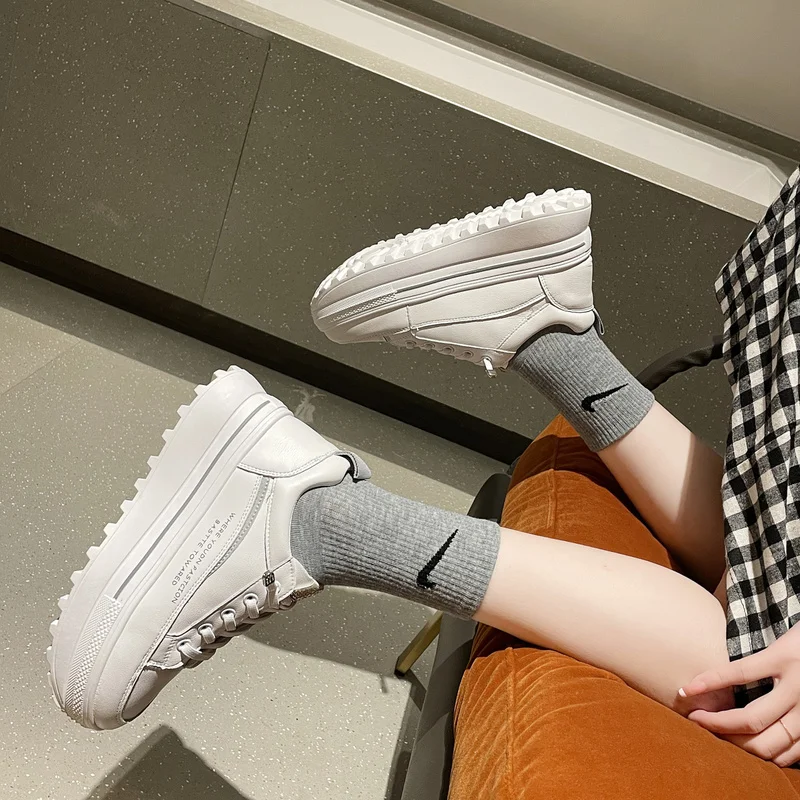 

2021 Fashion Casual Women's Shoes Flats Women Lace Up Dames Sneakers Platform Round Toe Casual Woman All-match Female Shoes