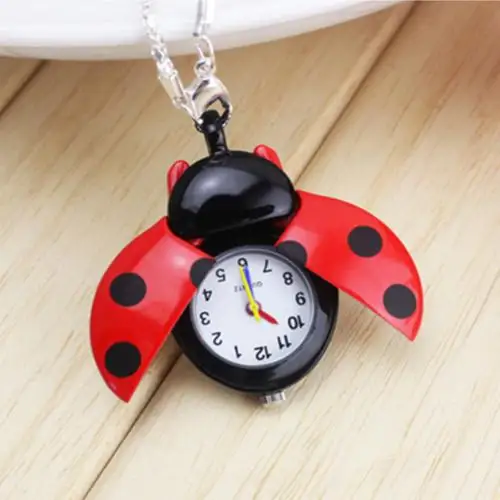 Красный Часы reloj Ретро Жук Божья коровка форма кварцевые карманные часы ожерелье кулон унисекс подарки Горячие карманные часы сплав форма жука - Цвет: Красный