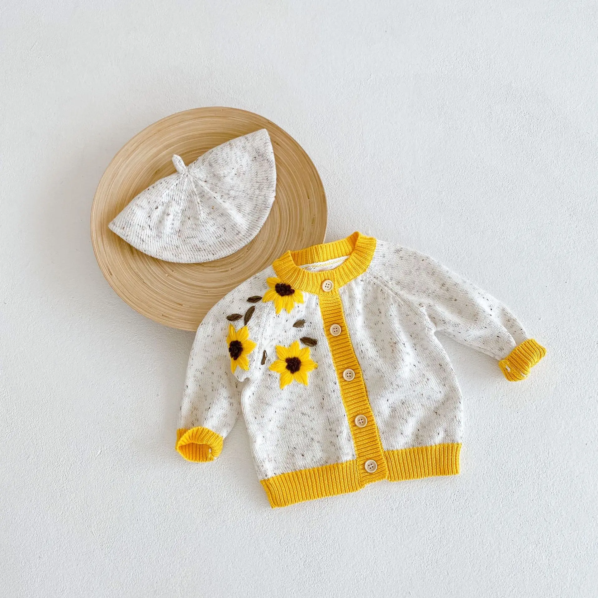 

newborn baby girls boys autumn winter full sleeve knitted outwear coat toddler Boys children Girls cardigan sweater