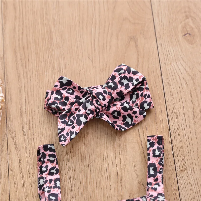 

2 Pcs Newborn Leopard Print Outfits Baby Girl Sleeveless Square Collar Bowknot Romper + Headband