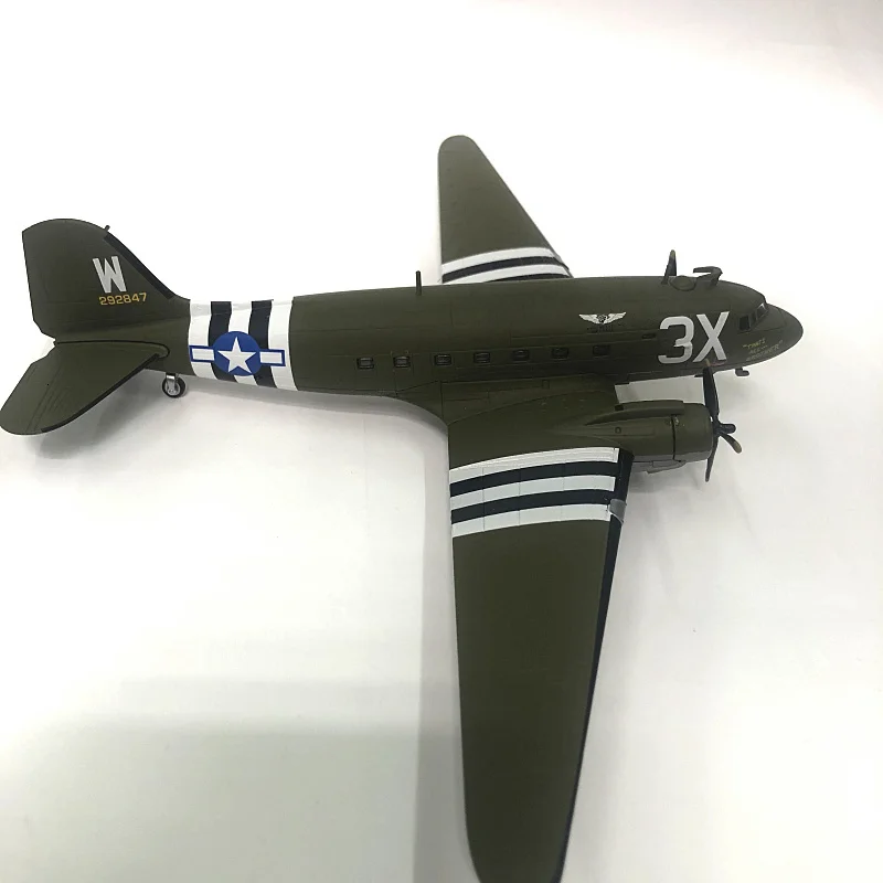 3X 1/100 специальный литой металл Дуглас C-47 Второй мировой войны транспортный истребитель моделирование модель домашний дисплей коллекция игрушек для - Цвет: 3X