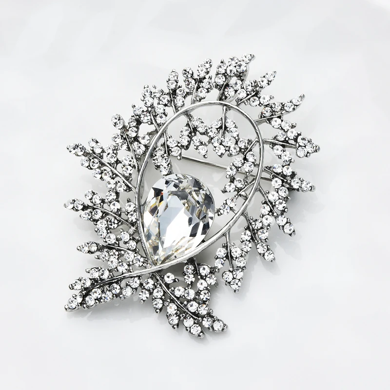 

Wuli&baby Crystal Waterdrop Flower Brooches For Women Unisex Classic Palace Style Party Office Brooch Pin Gifts