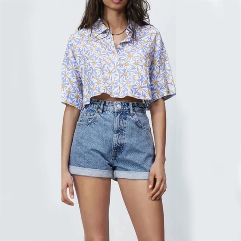

Women Short Sleeve Lapel Blouse Daisy Floral Print Button Loose Pocket Crop Top