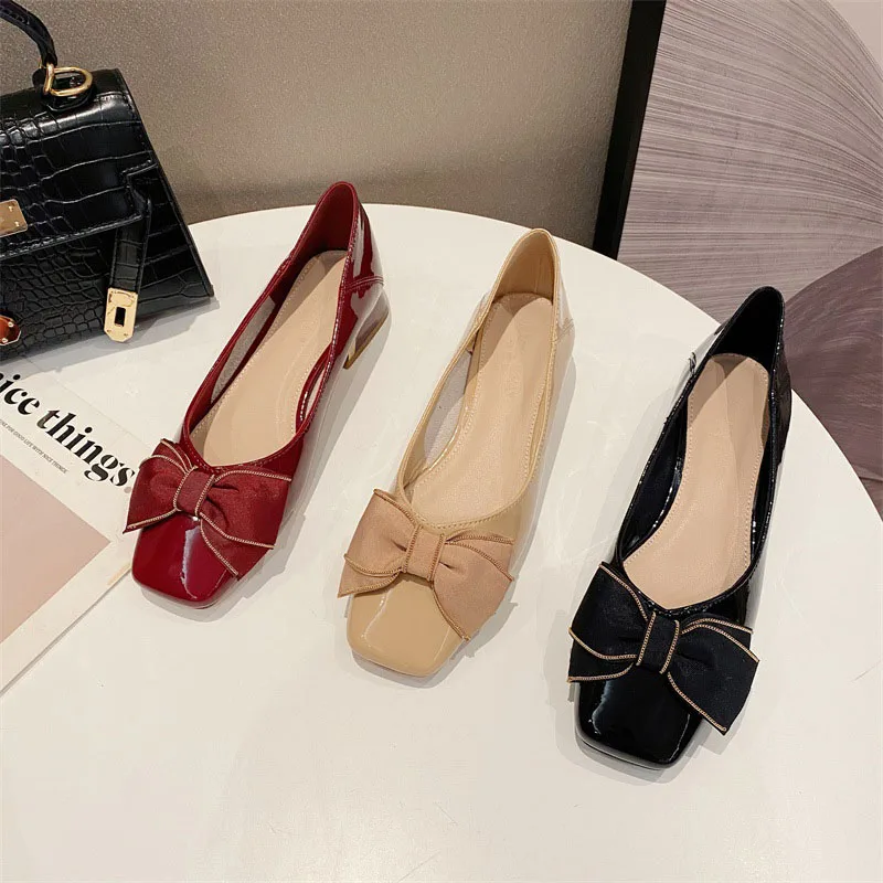 

Women's Patent Leather Chunky Heel Shoes Butterfly-knot Bridal Heels Square Toe Office Lady Street Style Nude Pumps