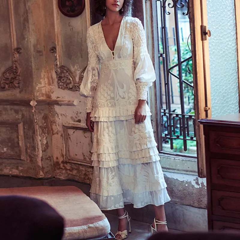 

lace French skinny embroidery women's lace long dress 2021New summer long sleeves V-neck ruffled retro elegant women's dress XL