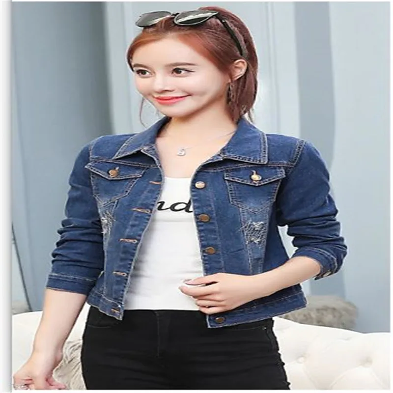 Женская короткая джинсовая куртка элегантная повседневная приталенная с