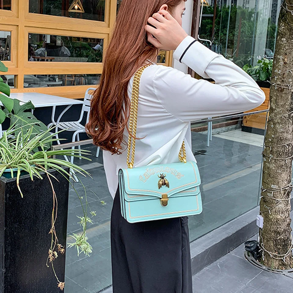 

Retro Bee Crossbody Bags for Women 2021 Fashion Messenger Shoulder Bag PU Leather Designer Ladies Small Flap Handbags and Purses