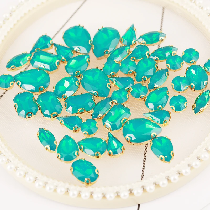 Стразы с малахитовым зеленым опалом смешанной формы 50 шт. плоским основанием под