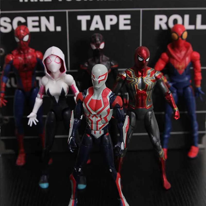 

Hasbro Marvel Action Figure Genuine The Avengers Black Spider-man Joint Movable Doll Model Toy Decoration