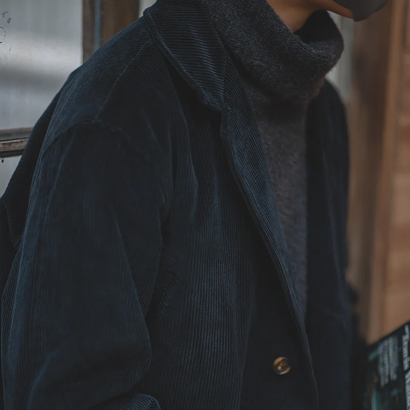 Тренч-карго мужской вельветовый с отложным воротником и карманами | Мужская