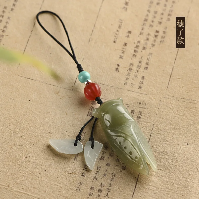 

Chinese elements handmade custom Hetian green white jade jade cicada mobile phone chain gold cicada pendant study jewelry gift