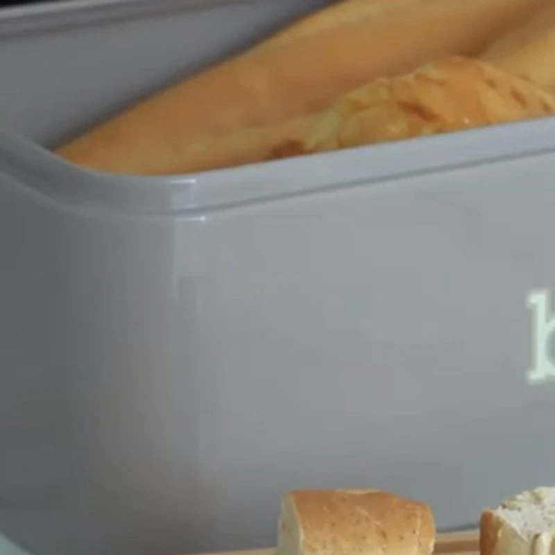 

Storage Boxes Bread Bins with Bamboo Cutting Board Lid Metal Galvanized Snack Box Handles Design Kitchen Containers