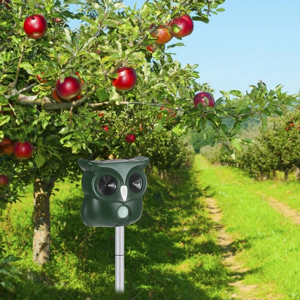 

Solar Garden Animal Drive Repeller Sensor Flashing Light Motion Sensor Activated Ultrasonic Frighten Dog Repellent Garden Tool