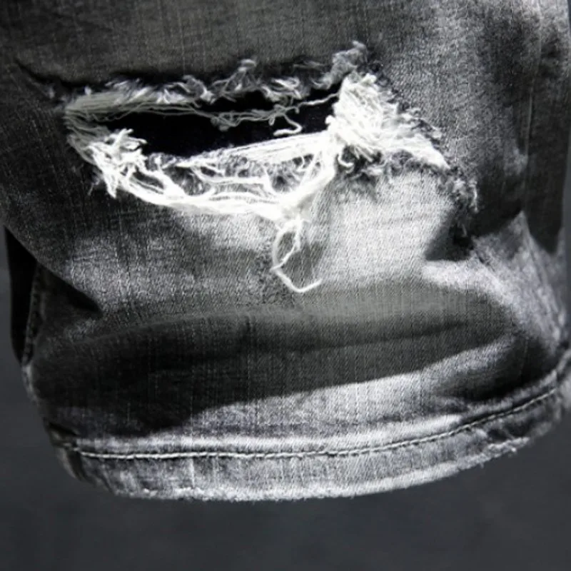 

Men Denim Shorts New Summer Hole Ripped Short Jeans High Quality Men Cotton Stretch Jean Shorts Knee Length Jeans Plus Size
