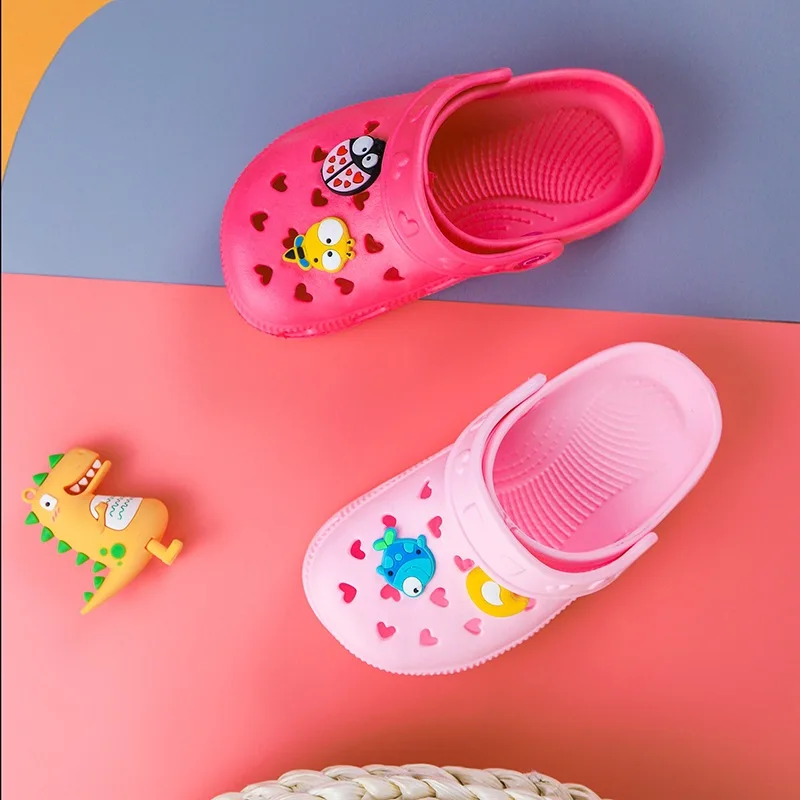 2021 New Kids Hole Sandals Mules & Clogs Summer Baby Boys Girls Flat Heels Solid Cartoon Slippers Children's Toddler shoes enlarge