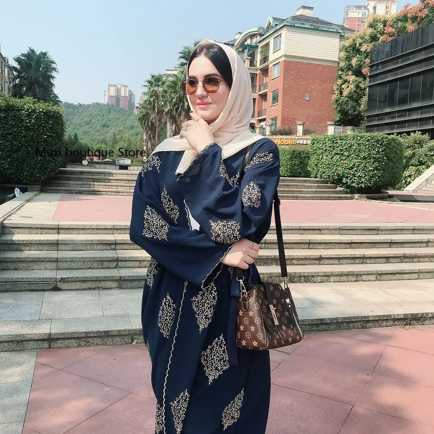 

Abaya Retro Embroidered Lace-up Cardigan Dress for Autumn and Winter