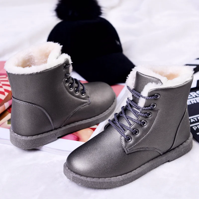

2018 winter new plus velvet women's boots warm plus cotton shoes female student leather boots